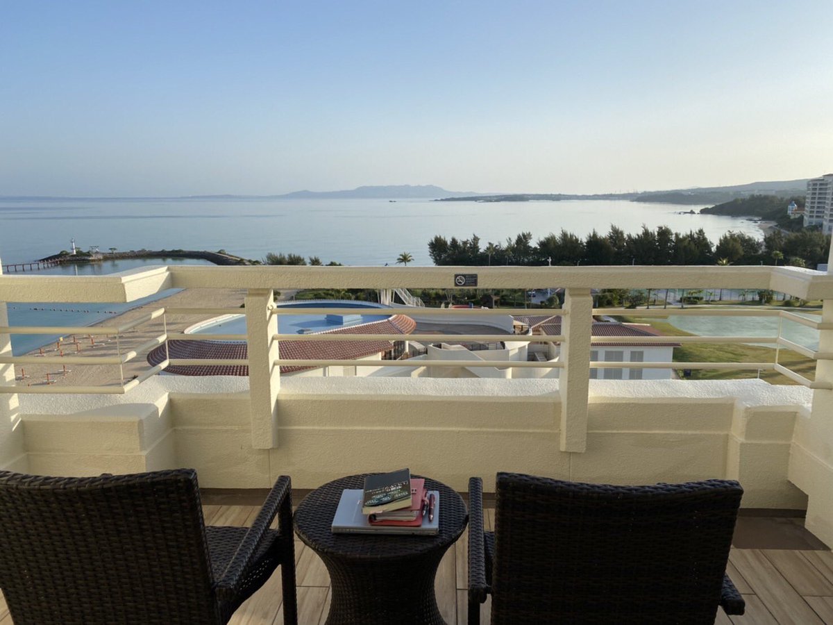 おはようございます☀️
花粉症がなかなか酷くなるこの時期、根本解決を図りたいなと常々感じます💫✨
ということで花粉のない沖縄で今週はお仕事に集中します😆

 #おはようございます
 #朝活
 #花粉
 #沖縄