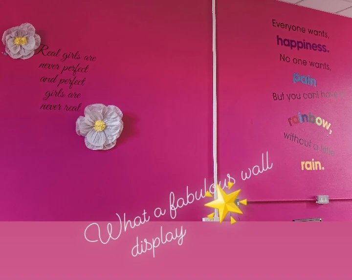 Such a pleasure conducting the TY Law Module Day@Colaiste NanoNagle this week,Limerick.Great fun and a great interactive learning experience.Thank you to the students and teachers for a wonderful day.Myself and Karen enjoyed your enthusiasm😊Well done!

instagram.com/stories/lawmod…