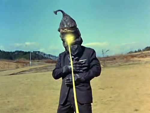kaiju_tokusatsu's tweet photo. How was the Kemur head used as Alien Zetton?
https://t.co/o814Je8F4t
#AlienZetton #Ultraman1966 #KaiuDesign #MonsterSuitMaking #TohlNarita #RyosakuTakayama https://t.co/W6SsF96GMy