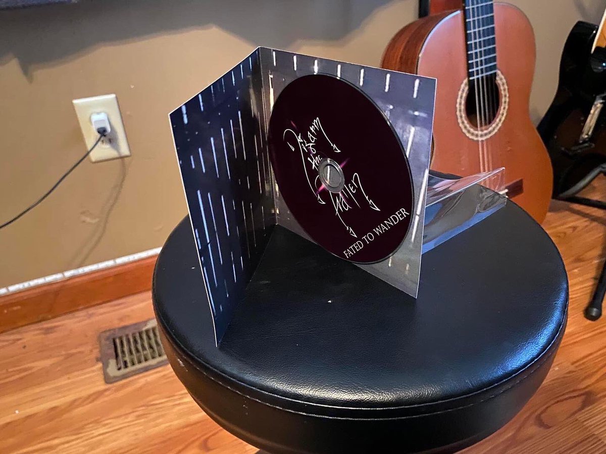 DisarmTheFallen's tweet image. CDs have arrived!!! Who wants one?!?

This classic (and economical) way to enjoy our music can be had for $5 at our show at The Empty Glass this Friday, so come on out and let us sign one for you! Can’t wait to see everyone! 💜🖤

#cd #cdrelease #album #albumrelease #wvmetal