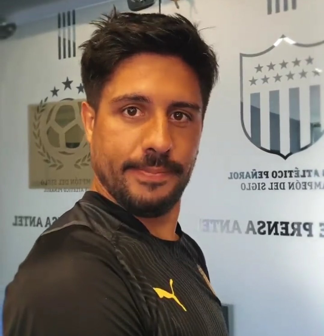 -Jugamos al basurero?
-Cómo es?
-Vos me esperas en tu casa y yo te recojo