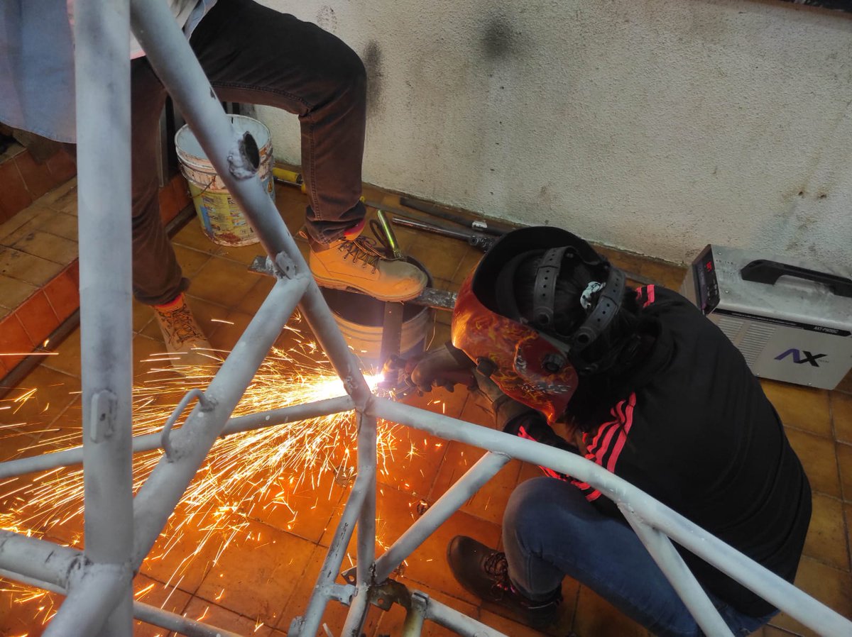 Somos orgullosos patrocinadores del joven talento mexicano. Apoyando el desarrollo de los futuros ingenieros de la #UPQ de la Tecnología Automotriz