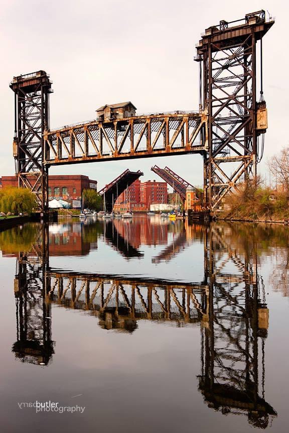 Happy 107th Birthday to the Canal Street Vertical Lift Bridge.  #chicago #history #loopbridges