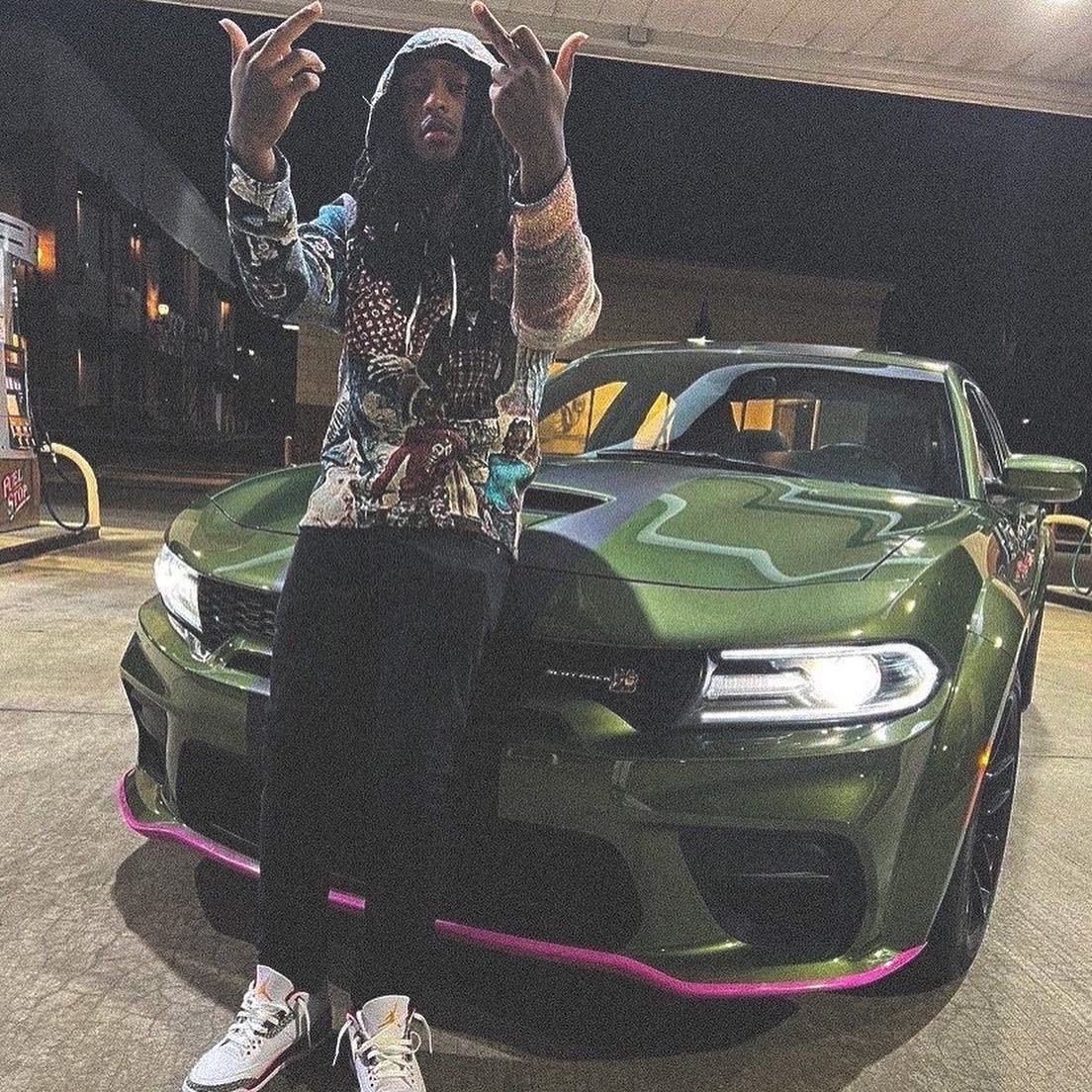 Miligo001's tweet photo. Ima reach the top and ima 5hine that's on my dawg ‼️ 
#LONGLIVET.O 🖤 https://t.co/KKhNdSX6md