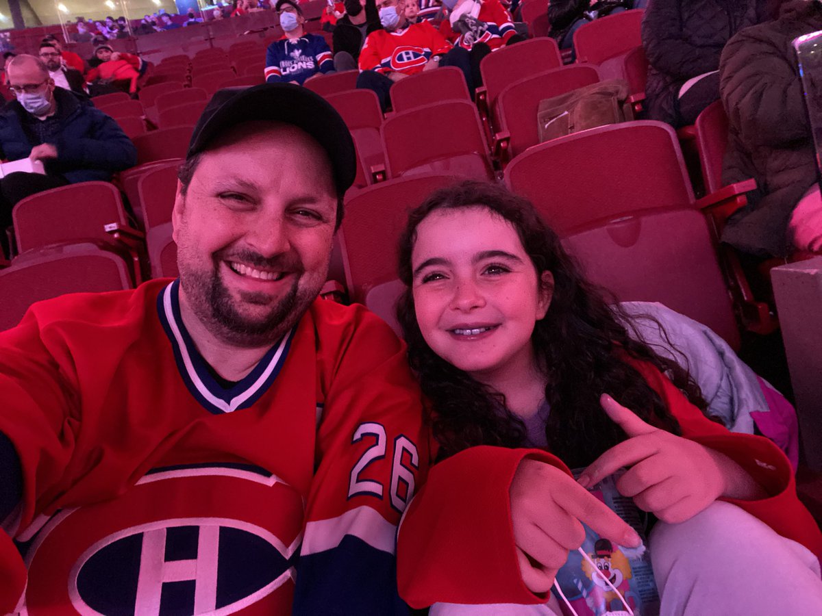 JonathanMGal's tweet photo. Go Habs Go!!! #habselfie #habsselfie https://t.co/CwO5HoEFQM
