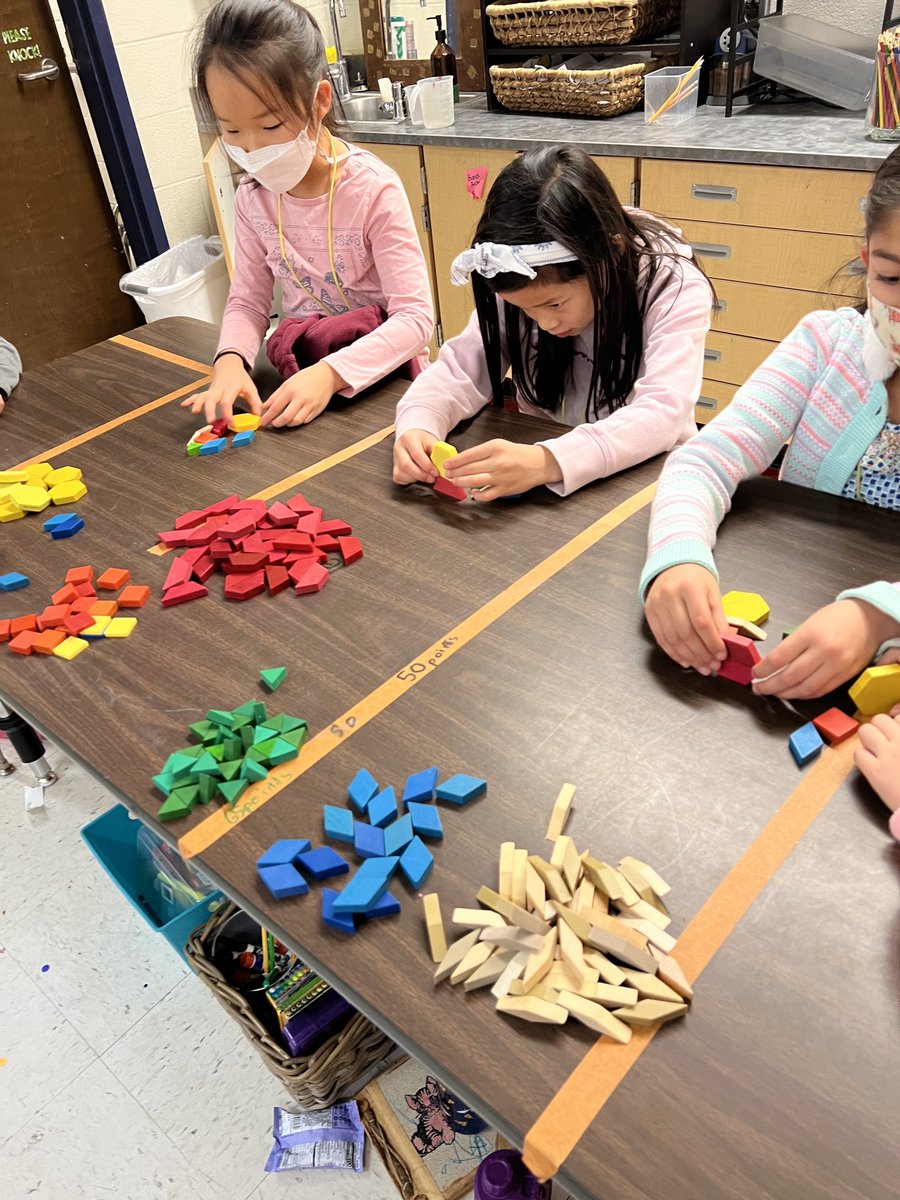 Rainforest_Room's tweet photo. Shapes are always more fun while playing (aka classifying with attributes!) https://t.co/aLqyeIMWDS