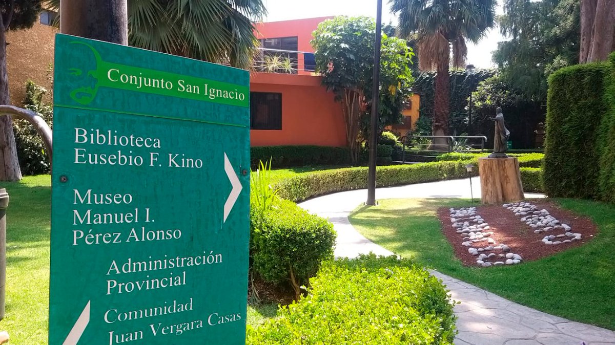 Jesuitas_Mexico's tweet photo. 📚La Provincia Mexicana de la Compañía de Jesús cuenta con la Biblioteca Eusebio Kino S.J., en honor al misionero #jesuita, dentro del Conjunto San Ignacio, en Coyoacán, Cdmx. 🖼️🤗
#LaCuria
#JesuitasMéxico https://t.co/mylnDKWHIV