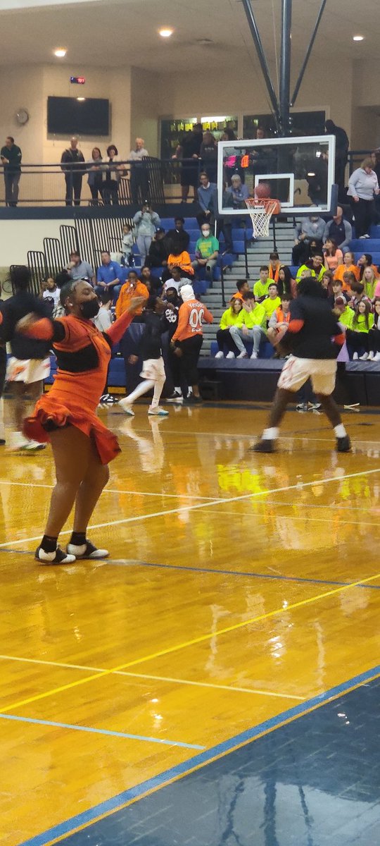 Chester Clippers Fan #Exit6 tweet media