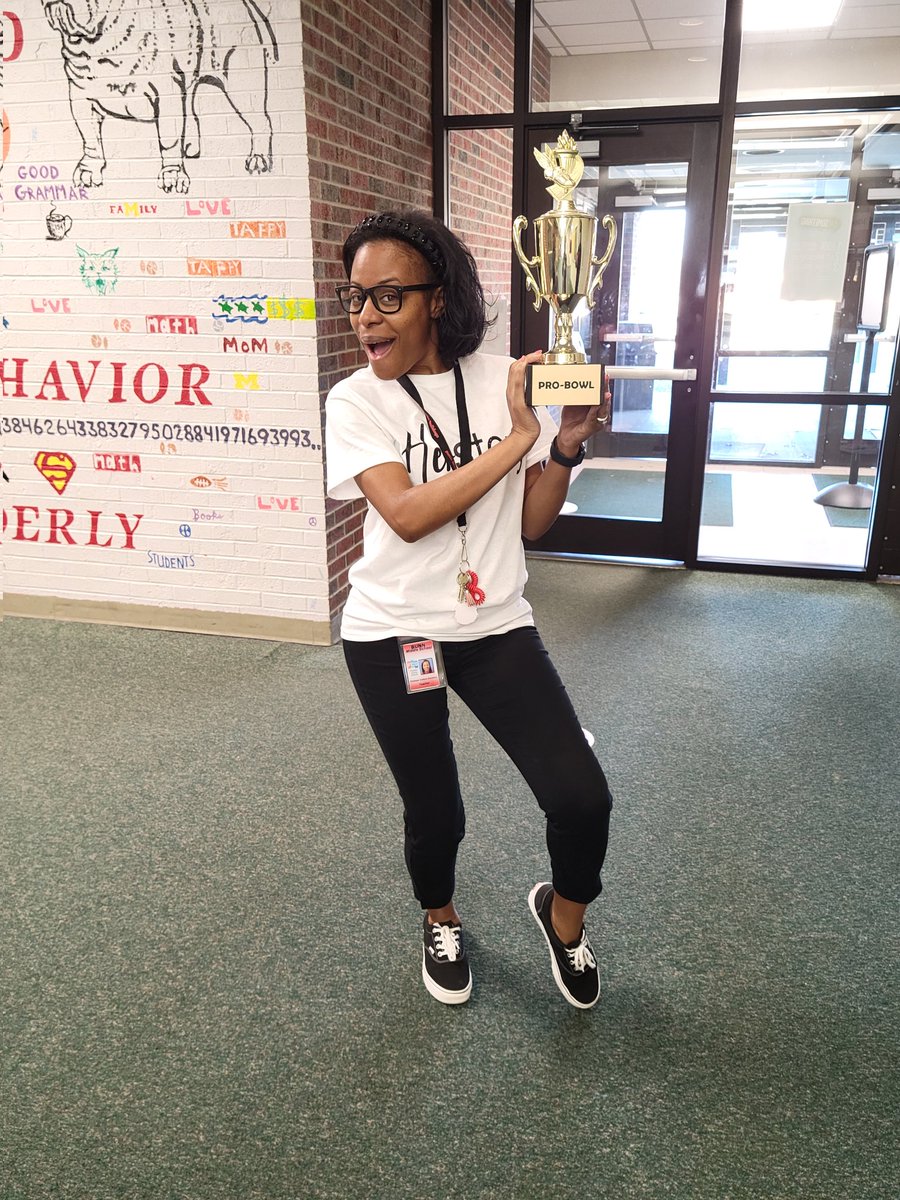 Bunn Middle School Pro-Bowl Winners for week 4. Mrs. Dunston and Mrs. Worley are captured and Mrs. Blackmon was camera shy this week.  Great job Bull Dogs.