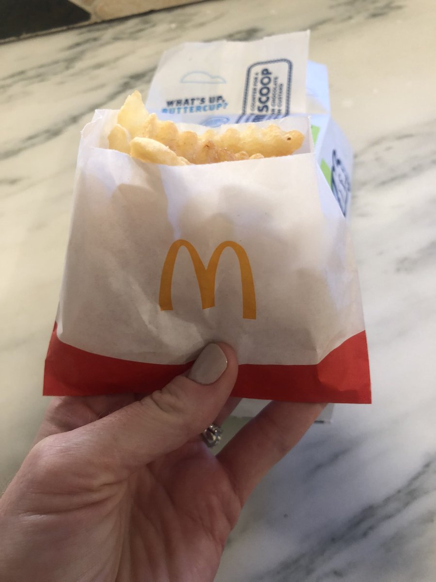 DHospers's tweet photo. Hey @culvers! Any reason we received hot tasty crinkle fries in a @McDonalds paper bag? https://t.co/CKIajUfzrH