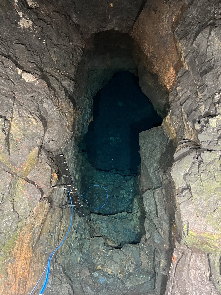 karaokecomputer's tweet image. This is our aquifer. The Halawa Shaft, up until Dec. 2021, provided 20% of Honolulu’s water. The Board of Water Supply announced that due to the Navy contaminating our water with fuel from their leaking Red Hill tanks, we may never be able to draw from this shaft again. Ever.