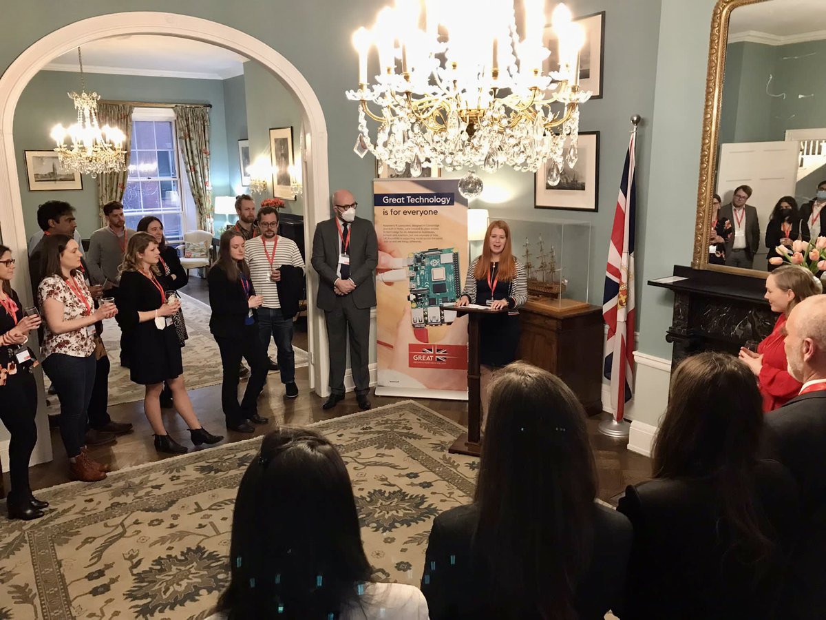UKinBoston's tweet photo. Today 🇬🇧 Consul General @FCDOPeterAbbott, with @TechNation &amp; @UKRI_News, invited talented minds in Boston to the Residence.

With the UK ready to support global talent turn their ideas into reality, find out how you can work and build a life in the UK: https://t.co/Ku7XjlHA4E https://t.co/xF8UkaJKtG