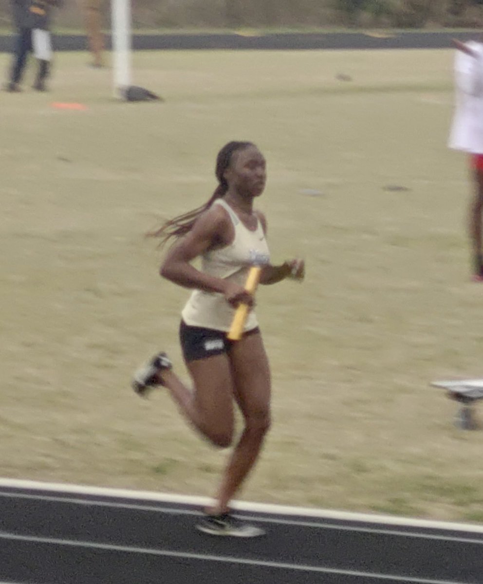 WCHSJacketTrack's tweet photo. Despite the rain cutting the meet short your Yellow Jackets came to compete! #RunningYellowJackets https://t.co/7MxEbnVdad