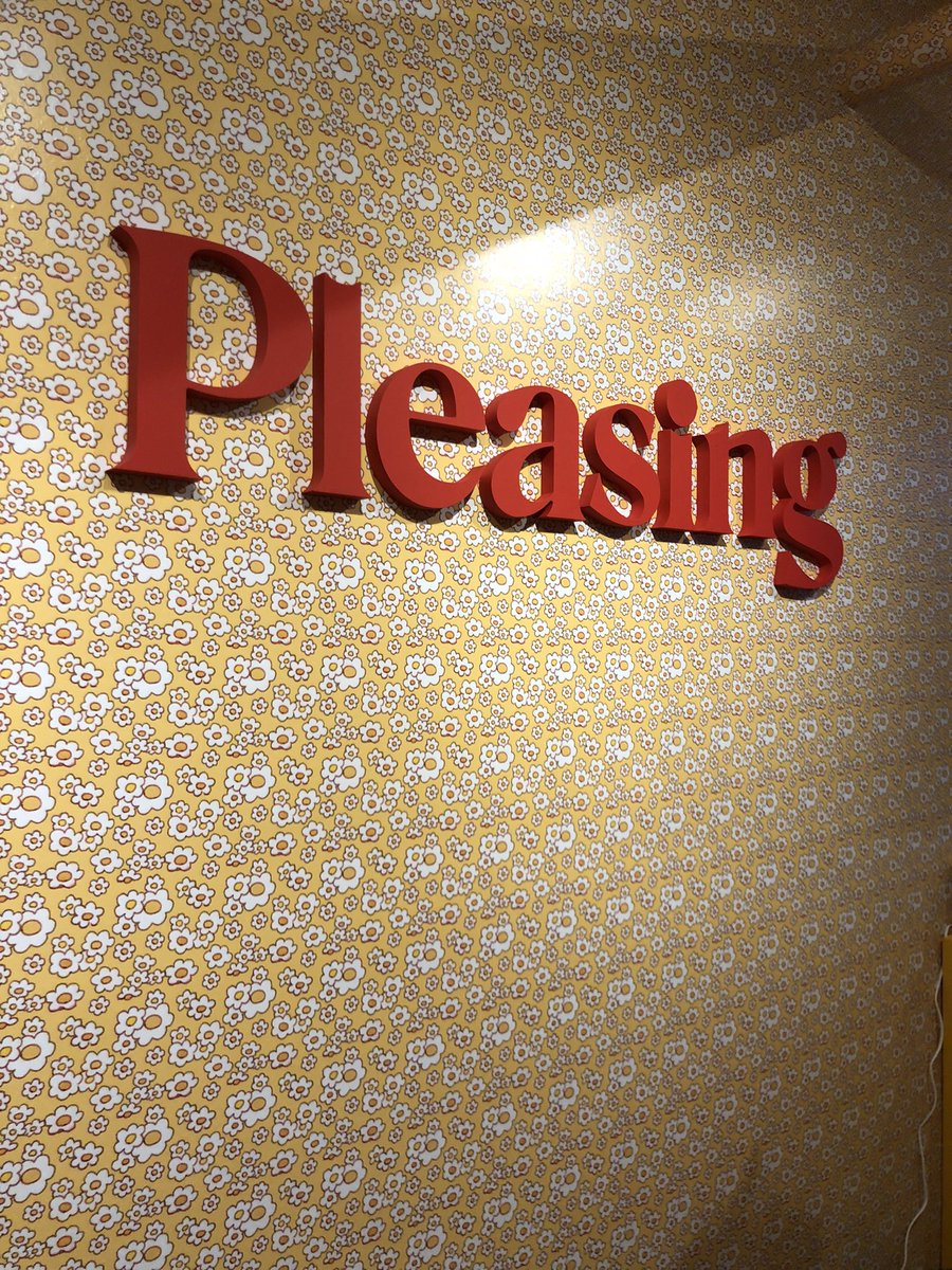 woahdeepbro's tweet photo. Pleasing pop up was a success, even tho I waited 4 hours. #pleasing #pleasingnyc #pleasingpopup https://t.co/rE4Q1jk7uz