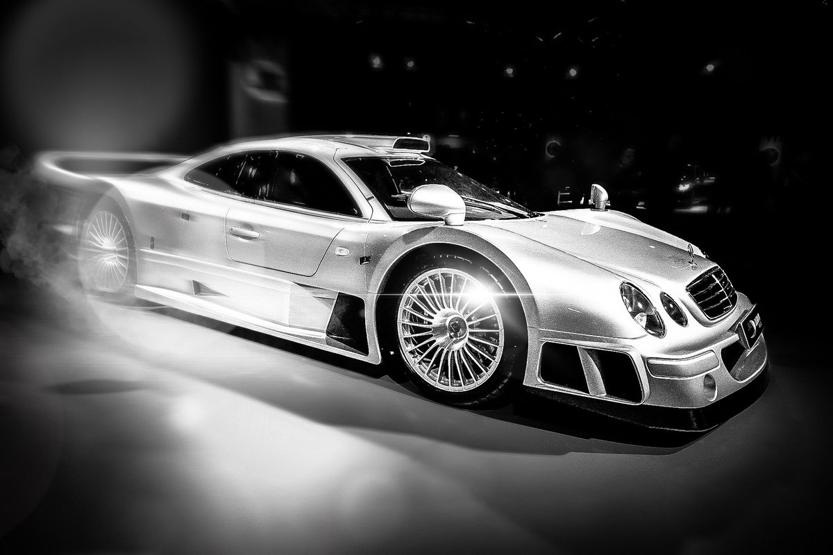 Alain_VanGaal's tweet photo. It even growled! #fastandfurious #luxery #speedtest #Mercedes #sportscar https://t.co/k0J3r4EU8F