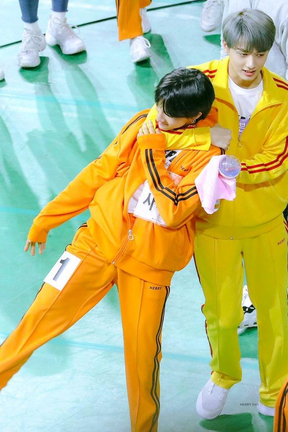 dfhdhvbdsvt's tweet photo. this junhui and samuel 🙁🤍 https://t.co/blSr3XQ9so