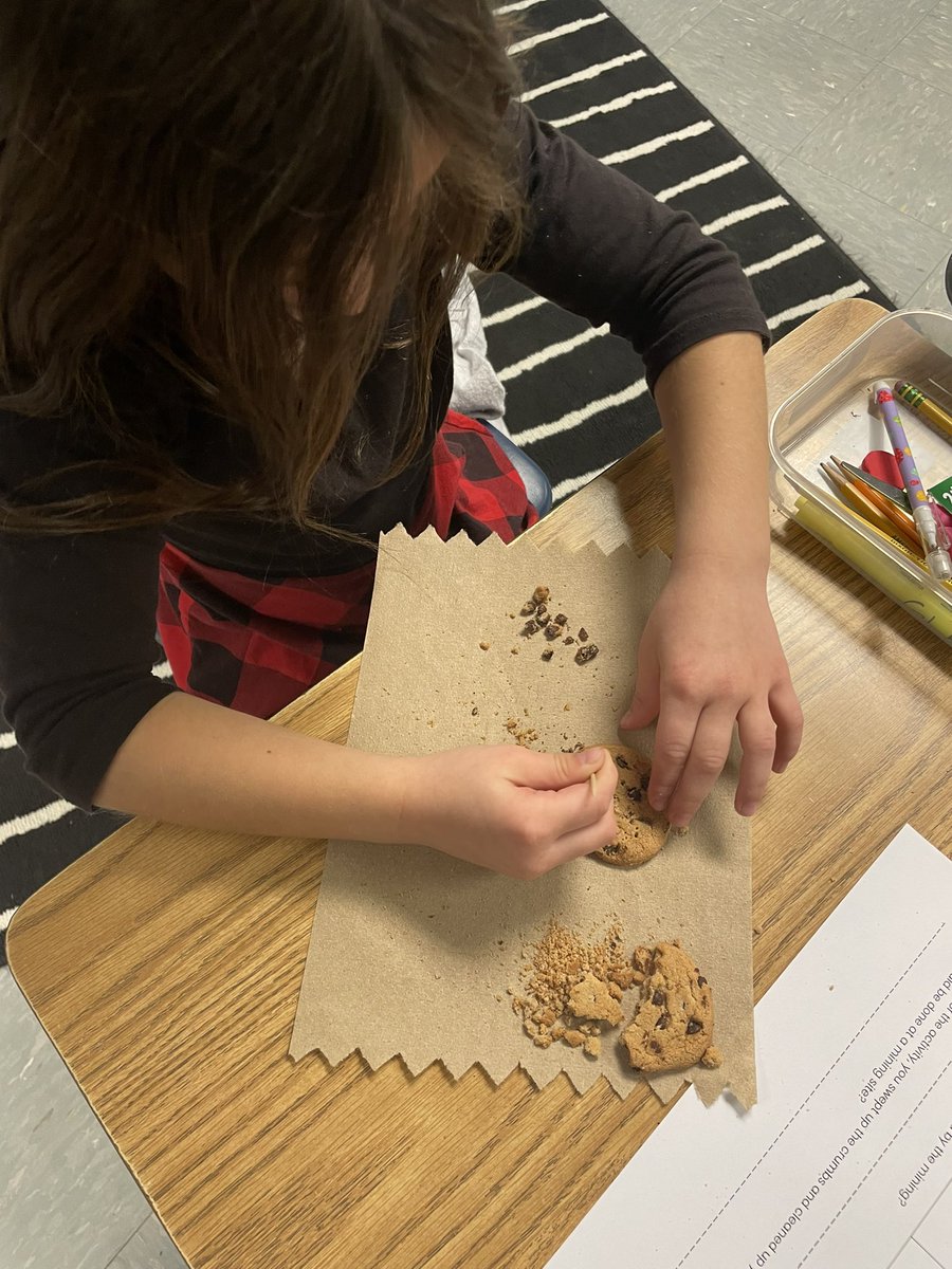 KatelinNolan1's tweet photo. We went Cooking Mining during science today! What a fun way to learn about Natural Resources #SHINEon #SALEMstars https://t.co/ZSDVoKbS5t