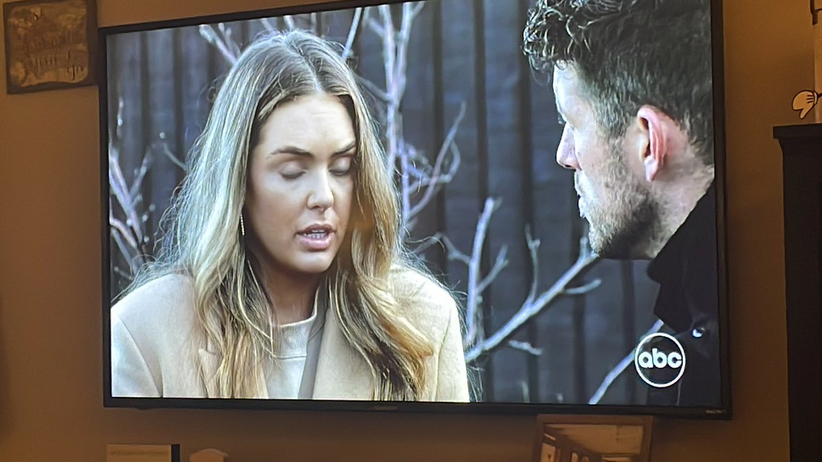 ktnotteal's tweet photo. Tbh Hannah &amp; Colton look really good together #Bachelor #TheBachelor https://t.co/fohBz0NWKn