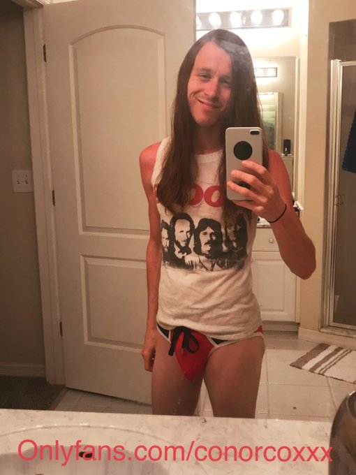 Wearing some ridiculous shorts 😛 https://t.co/Cr3RBHbiDh<a href="/tag/milf"class="tags"><span>#milf</span></a><a href="/tag/milfmonday"class="tags"><span>#milfmonday</span></a>