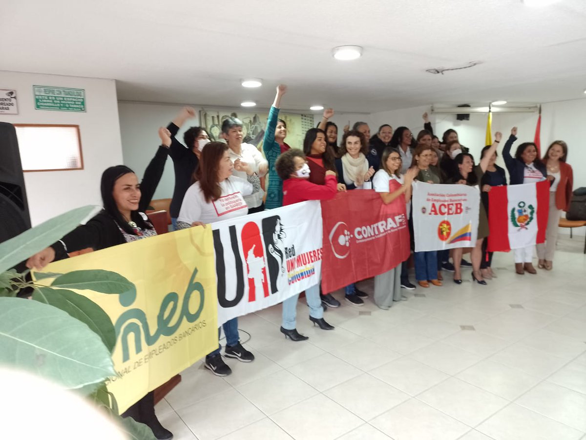 La Red UNI Mujeres Colombia en reunión en Anebre de coordinadores Alianza Latinoamericana de Bancas Públicas organizado por UNI Américas Finanzas. <a href="/uniamericas/">UNI Américas</a> <a href="/acebnacional/">ACEB</a> <a href="/unebcolombia1/">@unebcolombia</a> <a href="/Sintrabancol1/">Sintrabancol_</a> <a href="/SoyAnebre/">ANEBRE</a> <a href="/veronicauni/">veronica fm</a> <a href="/marcio_monzane/">Marcio Monzane 🇧🇷🇨🇴🇺🇾</a> <a href="/sophyeo19/">Sofia Espinosa Ortiz</a> <a href="/lindaparamof/">Paramo77</a> <a href="/cindyreyes/">Cindy Reyes</a>