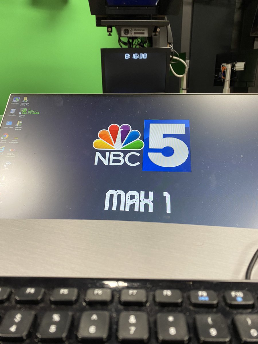 Sean Parker tweet media