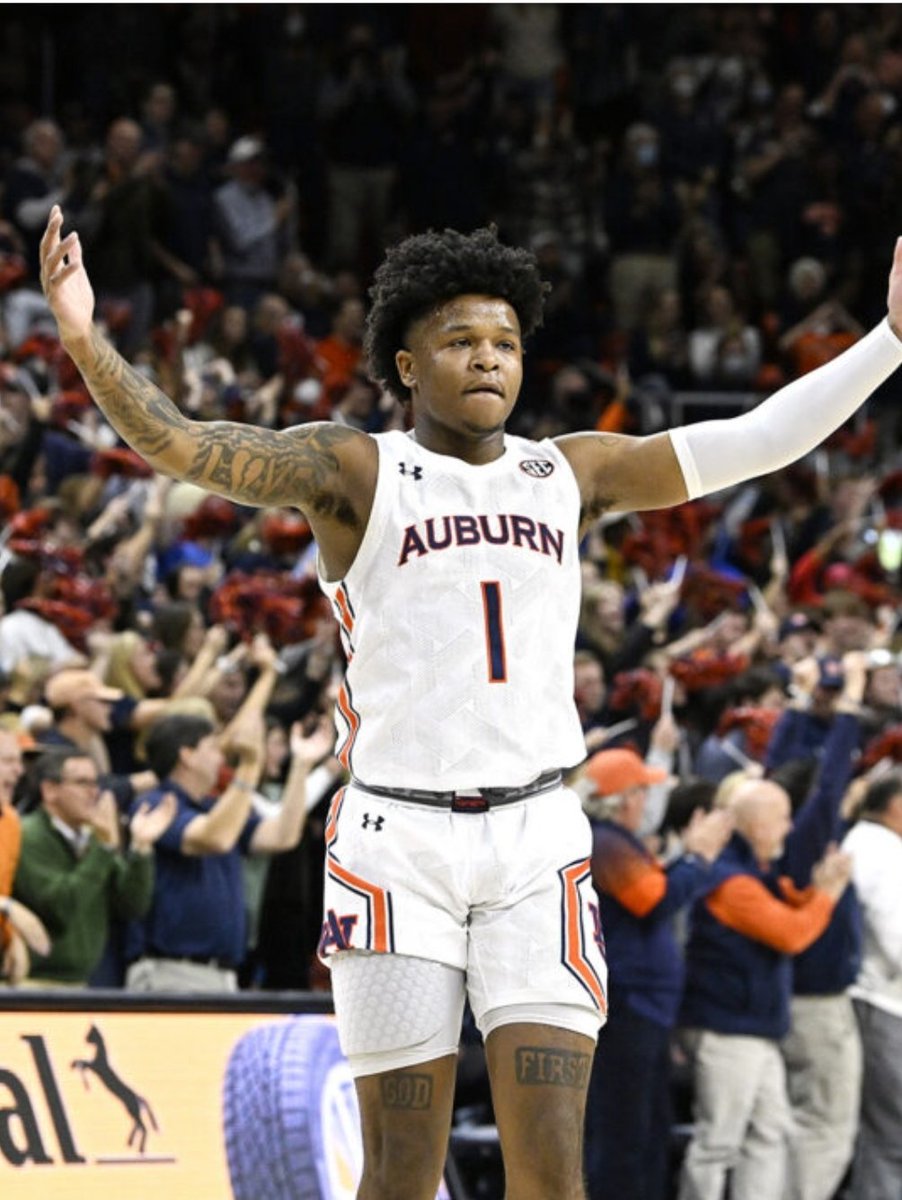 Hoops4Richard's tweet image. Congratulations MI Playmakers @icyywen Auburn University and @klegreair1 Detroit Mercy postseason tournament play. Been playing together since 4th grade. Parents trust the process! @PlaymakerHoops @tech_cass @DetroitMBB