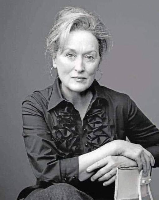 ProfVershinina's tweet photo. “I do honestly think that if women were running the world there would be more investment in peace, because basically as women we do not want to see our children killed. “  Meryl Streep https://t.co/3u410NOj4S