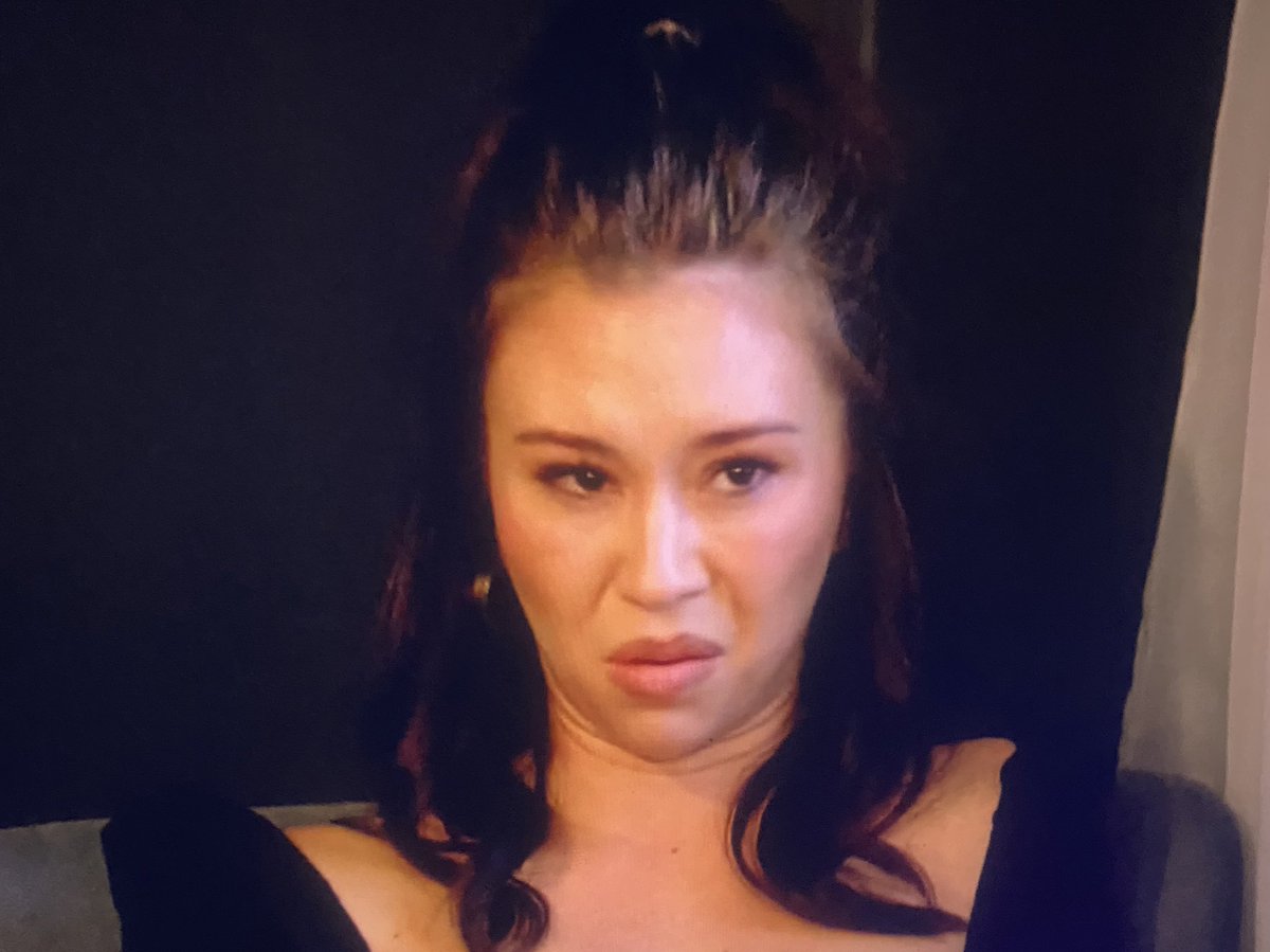 bachelorroses's tweet photo. If this is not our bachelorette, I dont want it!! QUEEN. #TheBachelor https://t.co/xv5I7umWLH