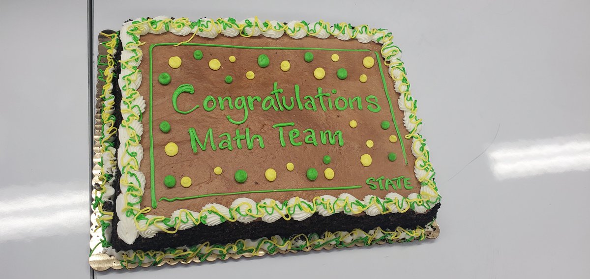 EGMathNation's tweet image. FULL TEAM, 1st in Regionals, Going to STATE! 
So...Cake celebration!  :) 
Go Math Team!! 
@ElkGrove_HS  @EG_Nation 
@MrWalloch_EGHS @hengteaches @Per_Buj
