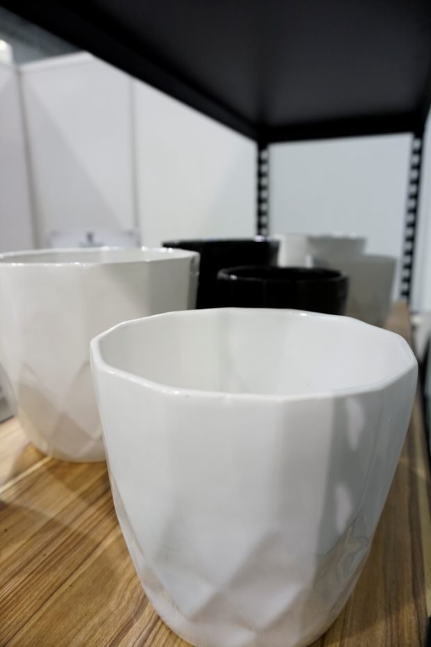 OPFexpo's tweet photo. Te invitamos a conocer a #Tashi Cerámica, empresa dedicada a la fabricación de macetas en dolomita en colores lisos.

Conoce a nuestro expositor 2021 en: https://t.co/qYHwe5v0FI

Contáctalos a través del centro de negocios: https://t.co/pcllhFi848

#macetas #ornamentales #opfexpo https://t.co/PNpavkfQIQ