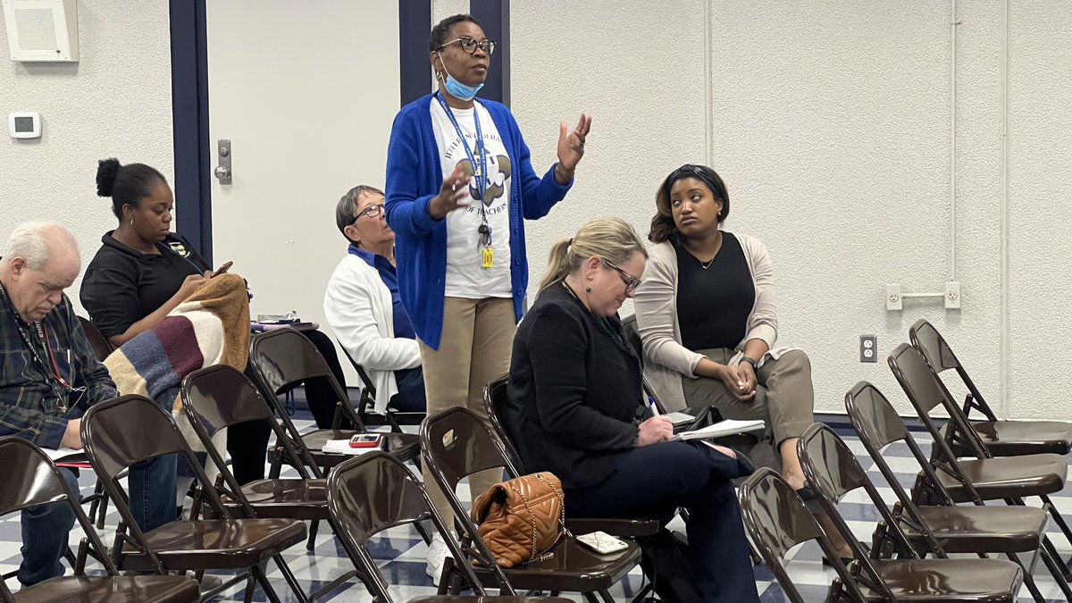 JPschools's tweet photo. Our third town hall just “technically” wrapped, but conversations still going strong. Small group &amp; one-on-ones taking place w/ @DrJamesGray, board members &amp; district leaders following the end of our town hall. #JPSchools #ForwardTogetherJP #LaEd https://t.co/HCyuyVr9zH