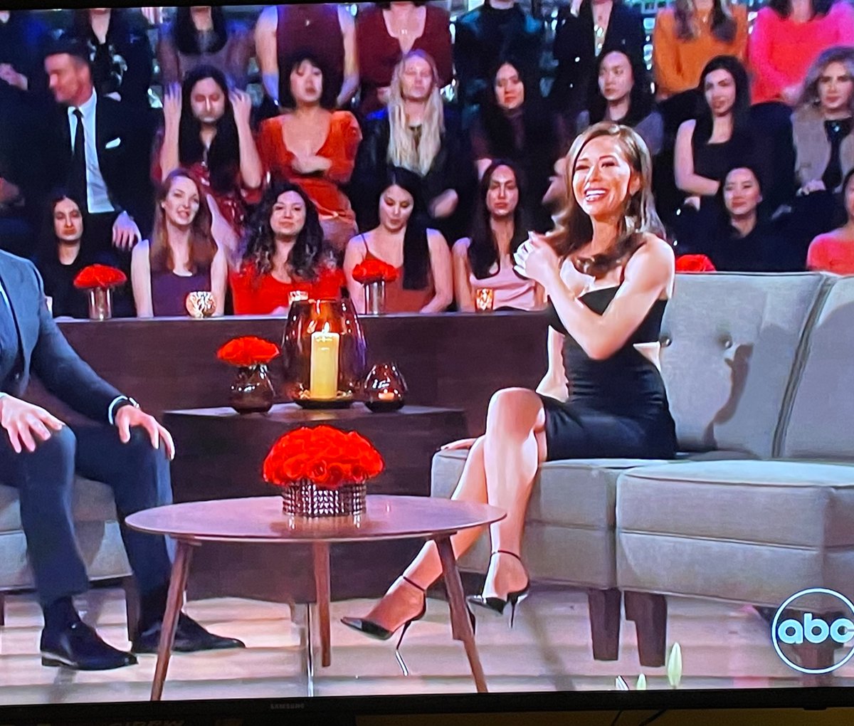Laney1115's tweet photo. Clayton really fcked up cuz Gabby is STUNNING . Girl come on over to this side 😭 #TheBachelor https://t.co/TRoDftcqaN