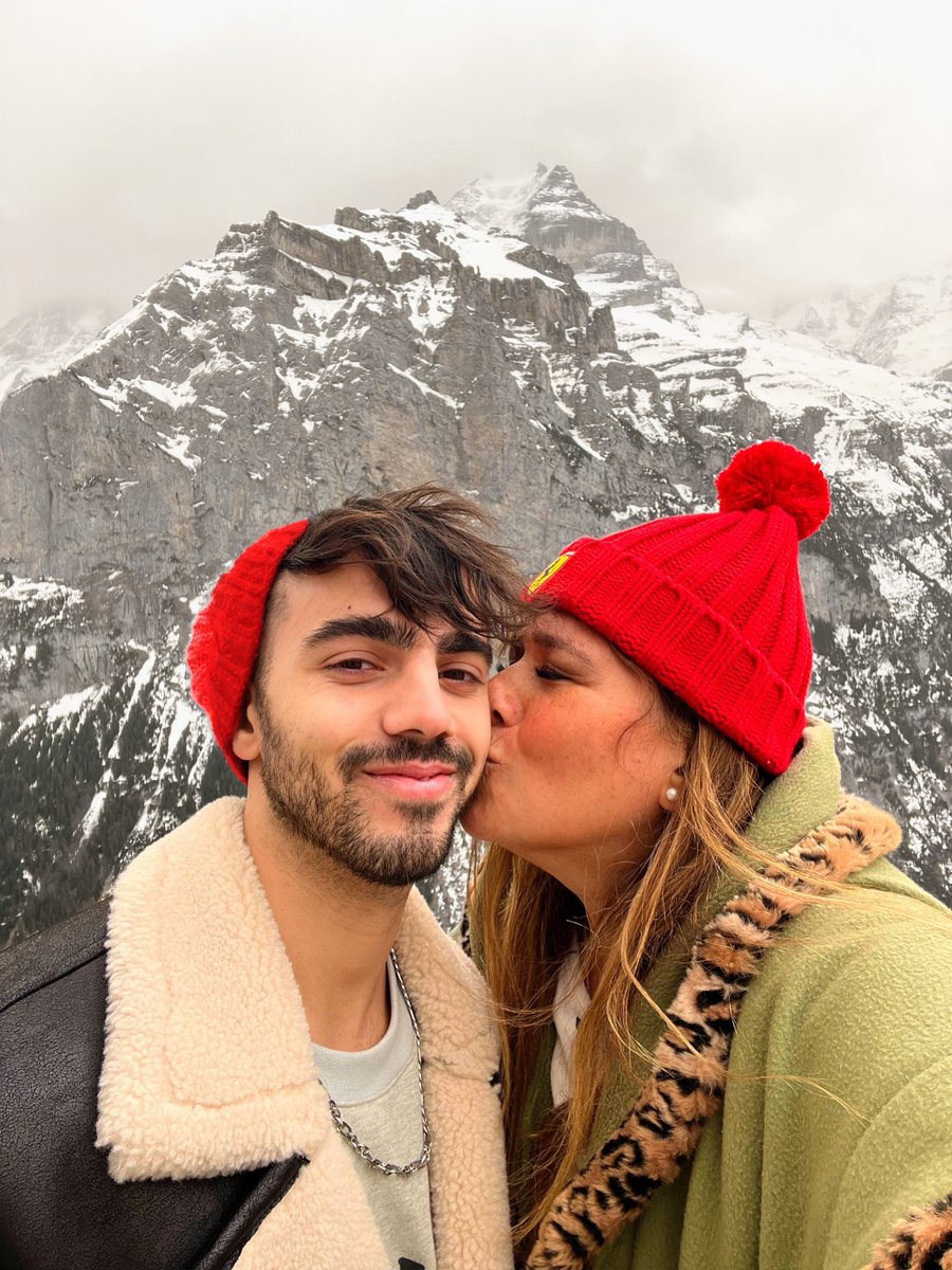fedevigevani's tweet photo. fotitos en suiza 🇨🇭 https://t.co/Ldz0j2gUvm