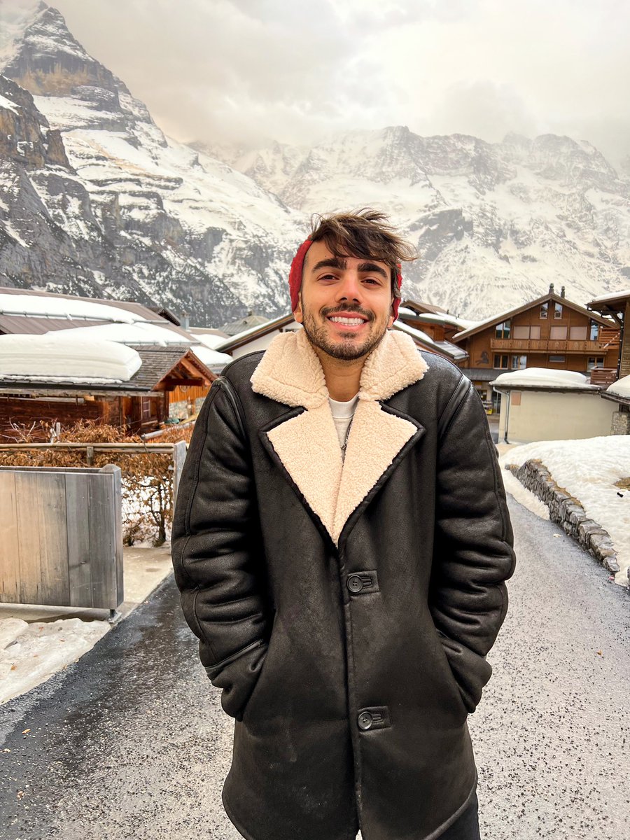 fedevigevani's tweet photo. fotitos en suiza 🇨🇭 https://t.co/Ldz0j2gUvm