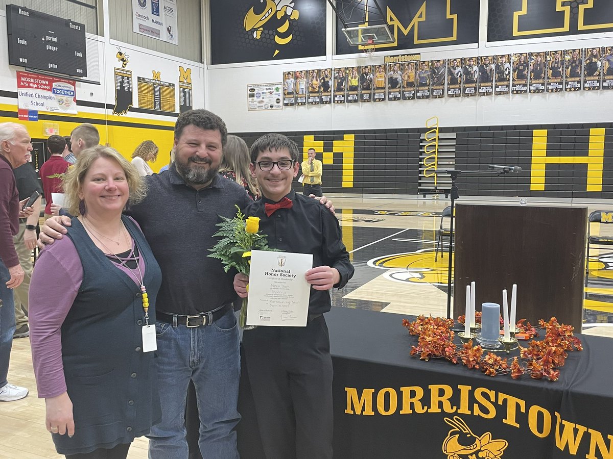 JennDeak's tweet photo. So proud of my youngest. He was inducted into the National Honor Society this evening! #proudmom https://t.co/rbito7fSZ6