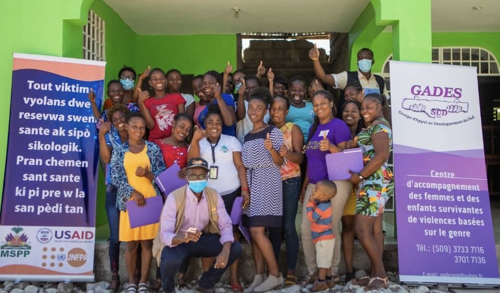 kabore8saidou's tweet photo. Le GADES : une organisation de la société civile qui se bat au quotidien pour répondre aux besoins des survivantes de VBG en Haïti - ensemble mettons fin aux violences basées sur le genre partout dans le monde. ⁦@UNFPAHaiti⁩ ⁦@UNFPA⁩ https://t.co/YM9AJWvAdz