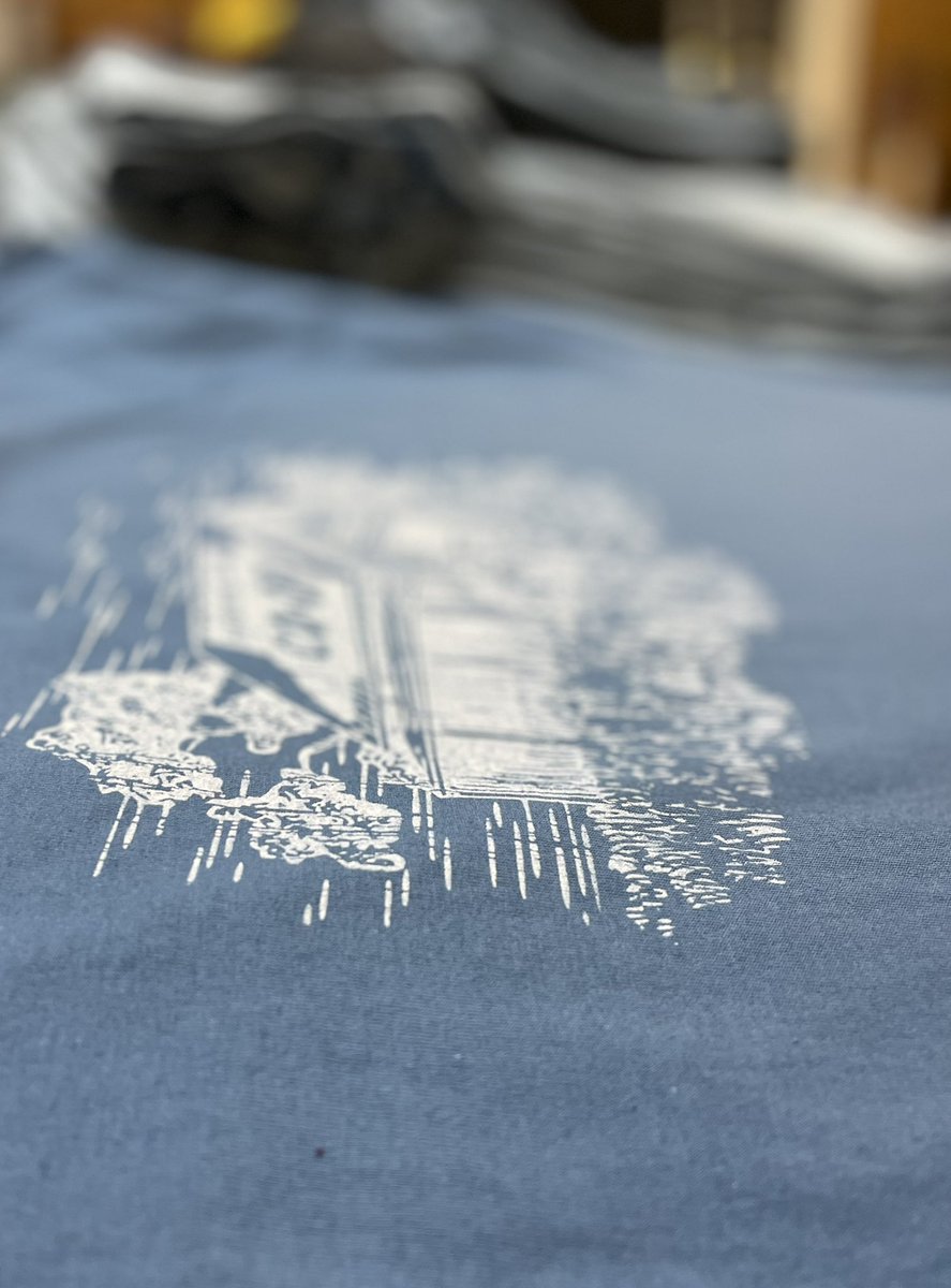 LlcChroma's tweet photo. Soft color next level shirts, vintage ink look with watercolor for one of the softest feels in the industry. https://t.co/Y7vEcQBalw