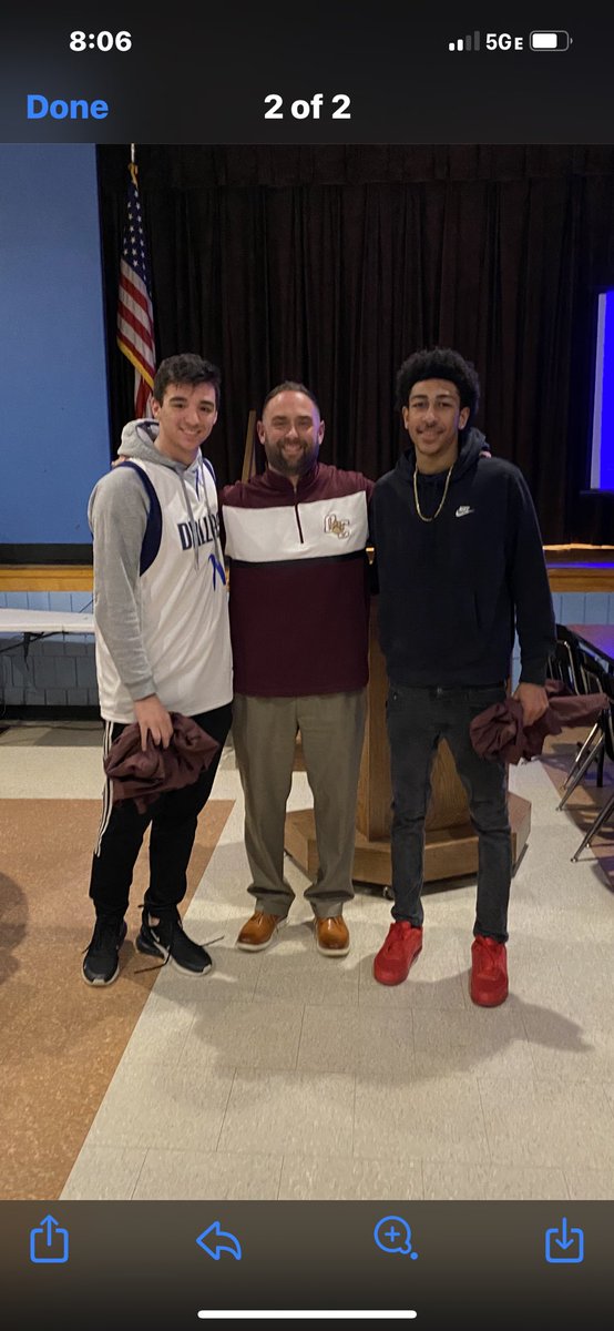 AthleticCougars's tweet photo. Big shout out to our senior boys basketball players. We had a great night tonight. Xavier and Jaryd represented OC well this winter. #thankyou https://t.co/VOhg4tvfht