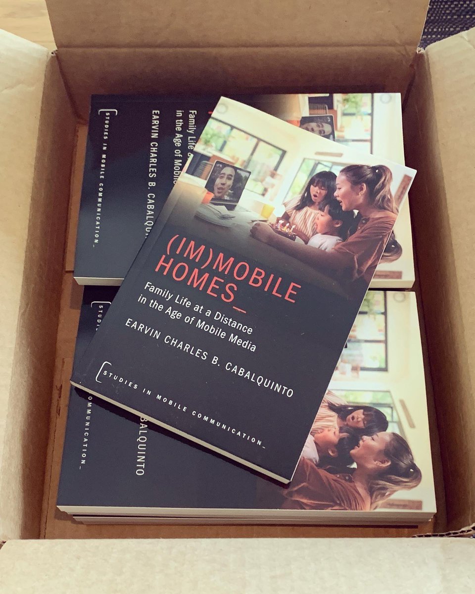 earvsc's tweet photo. Physical copies arrived today. My book, published under @OUPAcademic, embodies my journey as a migrant, scholar, &amp; human being. Immensely thankful for the support! I’d be grateful if you order a copy of my book for your library. #digital #migration #mobility #immobility #home 🙏 https://t.co/UoN4CC3ajh