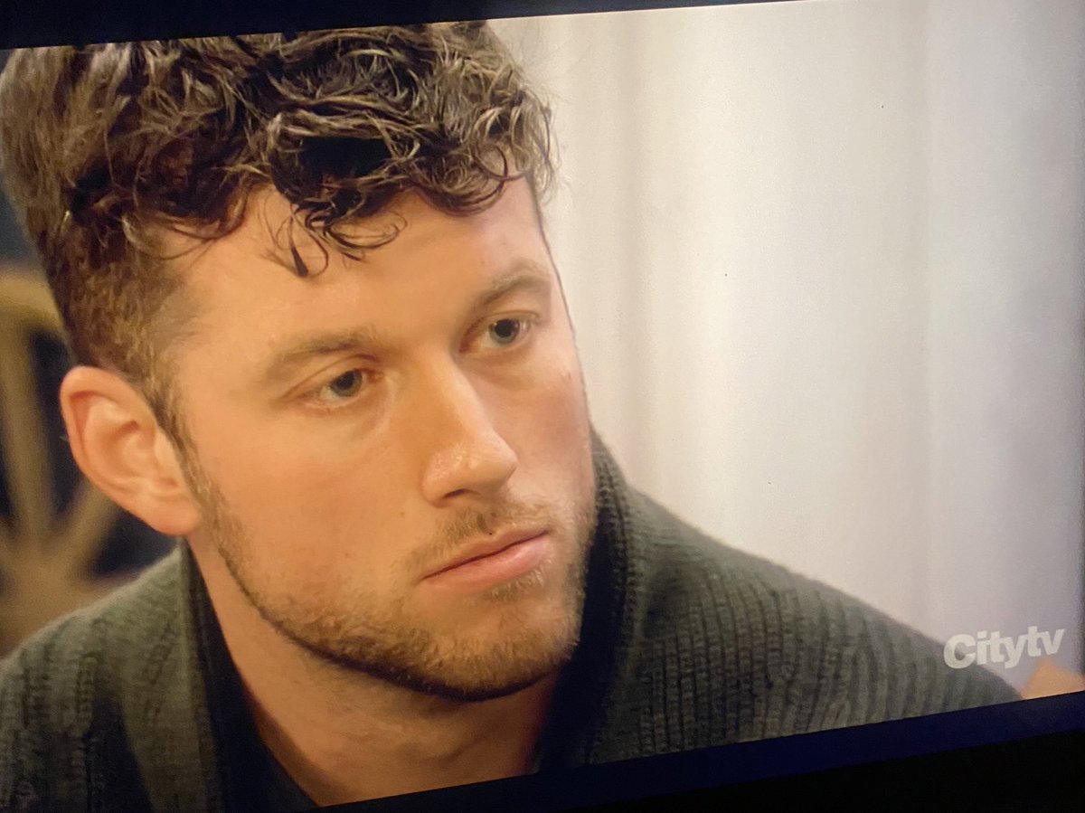 bachelorroses's tweet photo. How does he have zero empathy in this moment #TheBachelor https://t.co/O170T9s1mJ