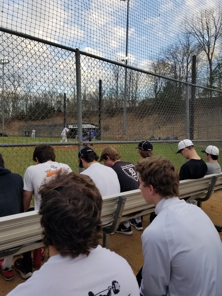 DomHighBaseball's tweet photo. Good practice, Good game, good eats! Fun to watch our JV guys and then eat some good BBQ! Go Titans! @MissionBBQ #dombats #domfamily #ALLIN ⚪⚫👍⚾ https://t.co/ggdVjMOzul
