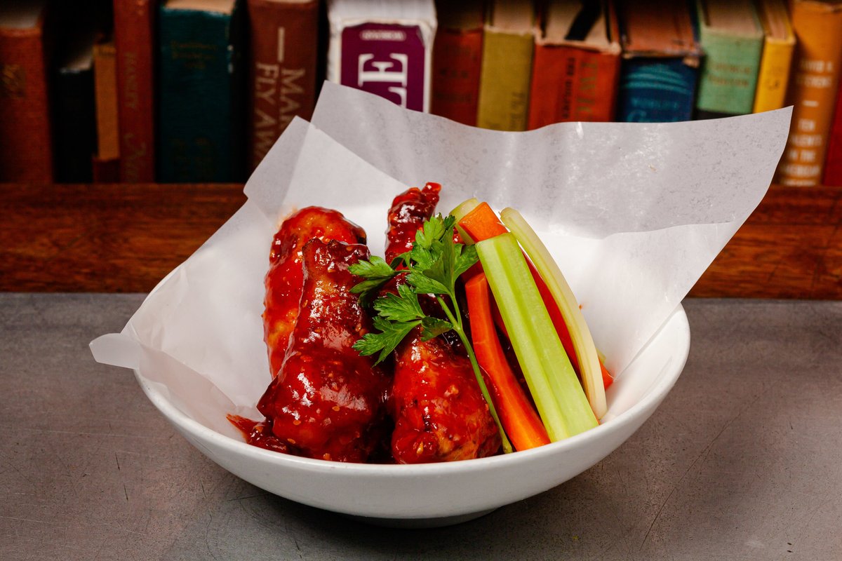 So clucking good... Sweet Chilli Wings (8 Pieces)