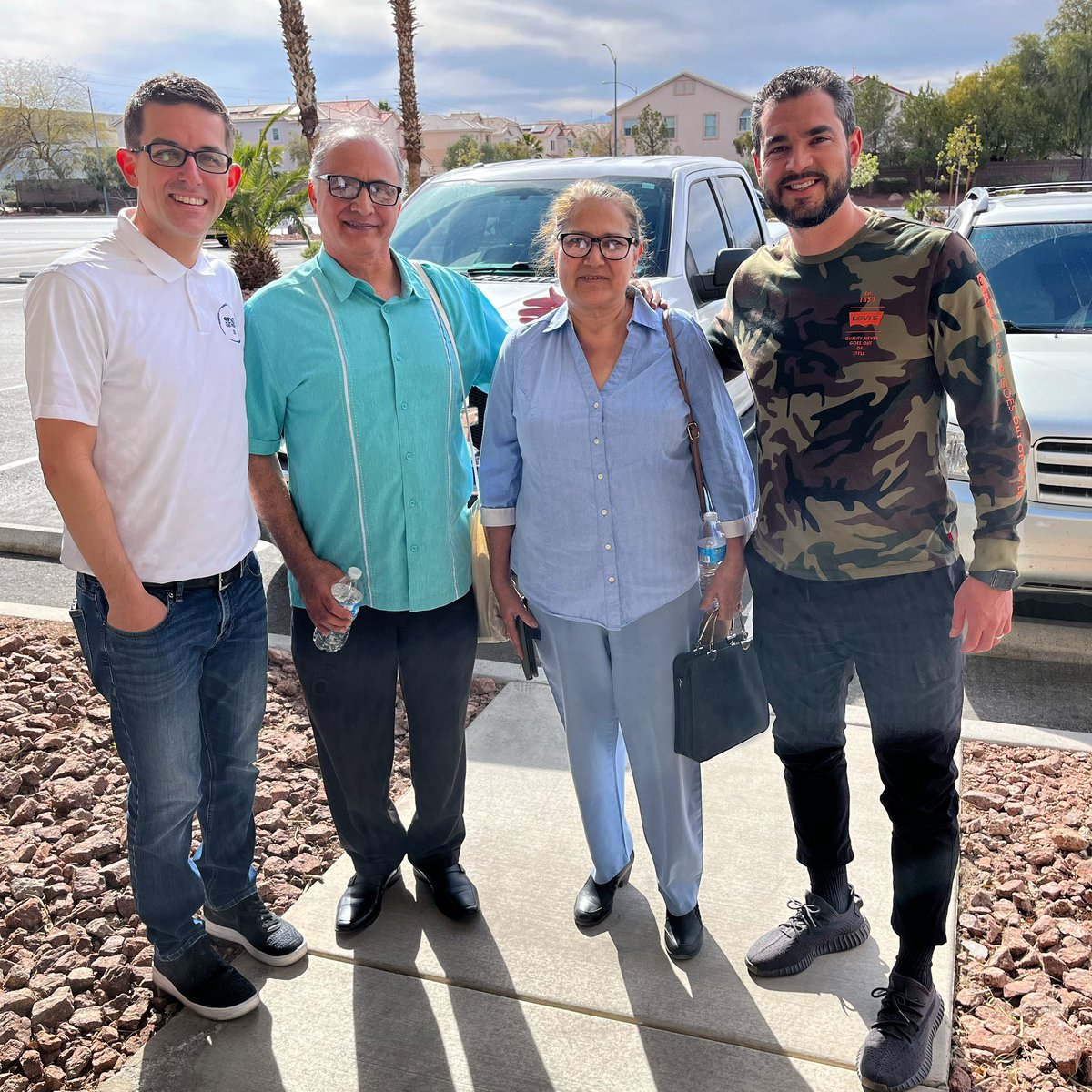 sendvegas's tweet photo. Great time connecting with one of our Hispanic planters, Pastor Roberto and his wife, Marbella today. Helping him strategize on how to maximize Easter for the advance of the gospel! 🙌 #Kingdom #wearesendnetwork #sendespañol #sendVegas #sendLV @namb_sb @sendnetwork https://t.co/zyF2ydmPtL