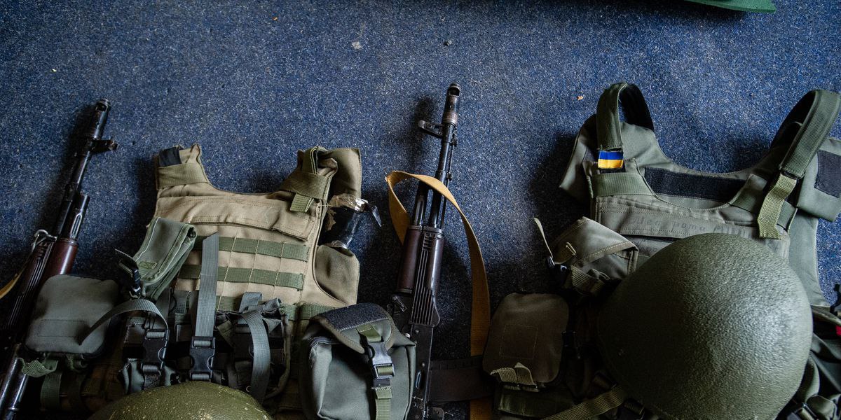 Tarragon785's tweet photo. #Ukraine️  partners with #FTX  and #EverStake  to launch a new #cryptocurrency  donation website that will convert donations to the Ukrainian war into fiat to be deposited in the National Bank of Ukraine https://t.co/Yr5WPHwUNq