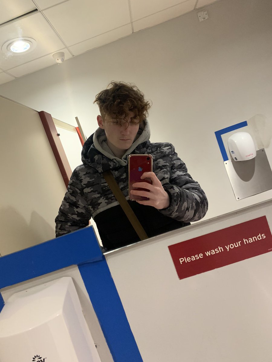 DayzedFN's tweet photo. I may be ugly, but grind doesn’t stop https://t.co/Bt4cmPELJB