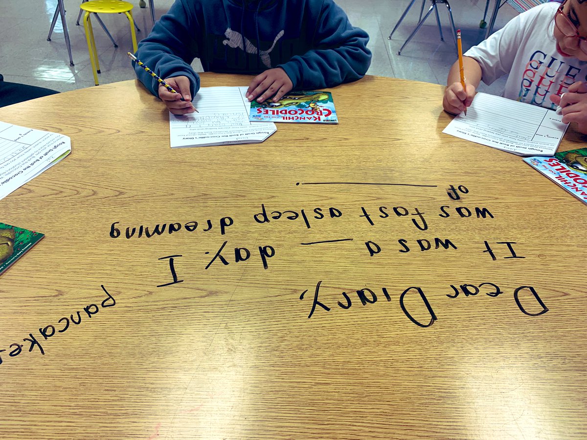 Faunce023's tweet photo. I’ve mastered writing upside down. Pretty cool skill. 😂 #sentenceframes #thirdgrade @LaytonsvilleES https://t.co/GscIA1xd1k