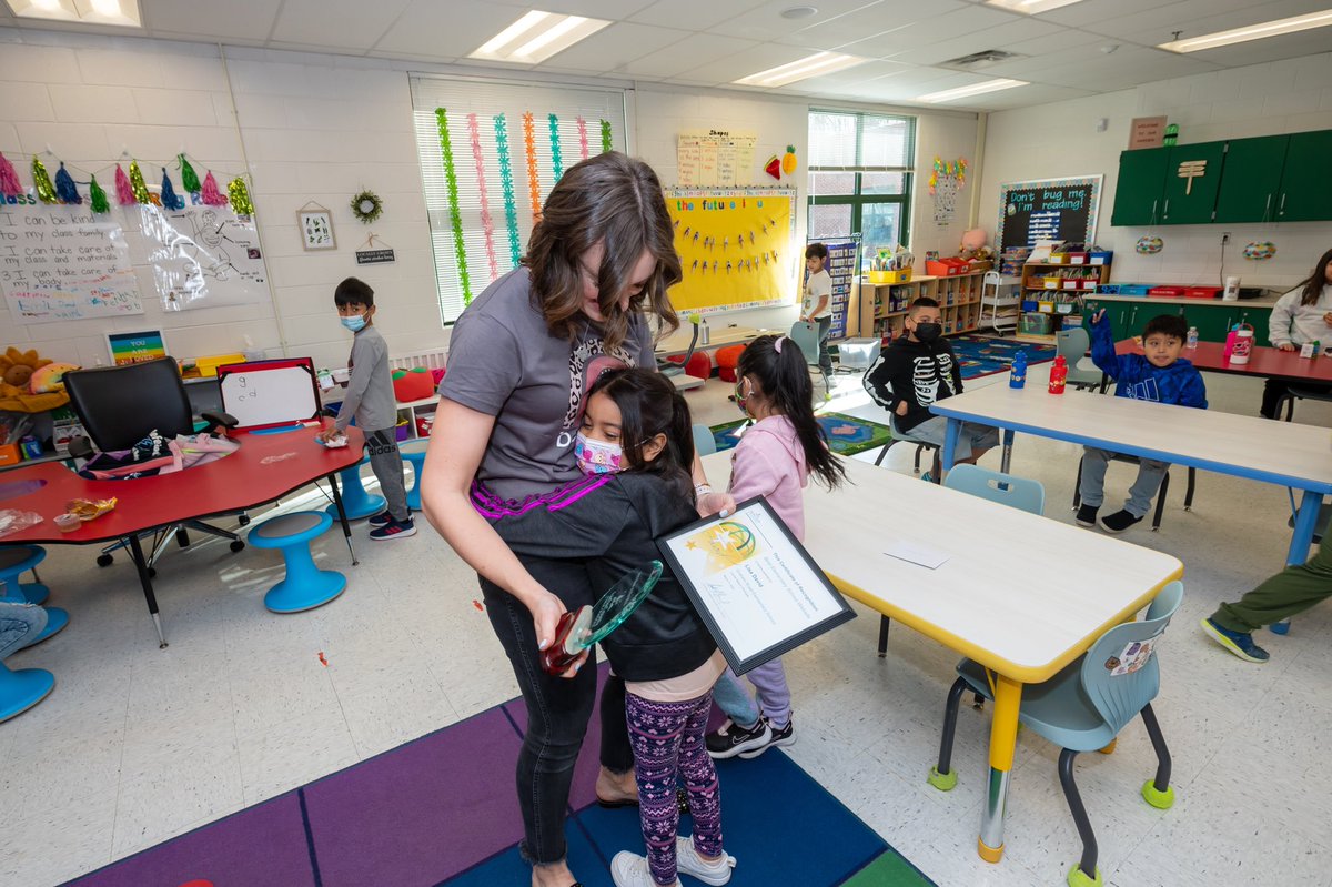 misslisadavid's tweet photo. I am so unbelievably honored to be awarded one of the Best Elementary Websites of the Year! Hard work and being devoted to supporting your community truly does pay off! Six Schools Receive FCPS 2021 Best of the Web Awards https://t.co/AFQOqPC05s https://t.co/hSY1wjQTW9
