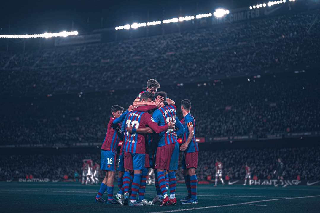 Said07HN's tweet photo. @erikawilliamshn A ganar #ElClasico https://t.co/HMDJLmnz6d