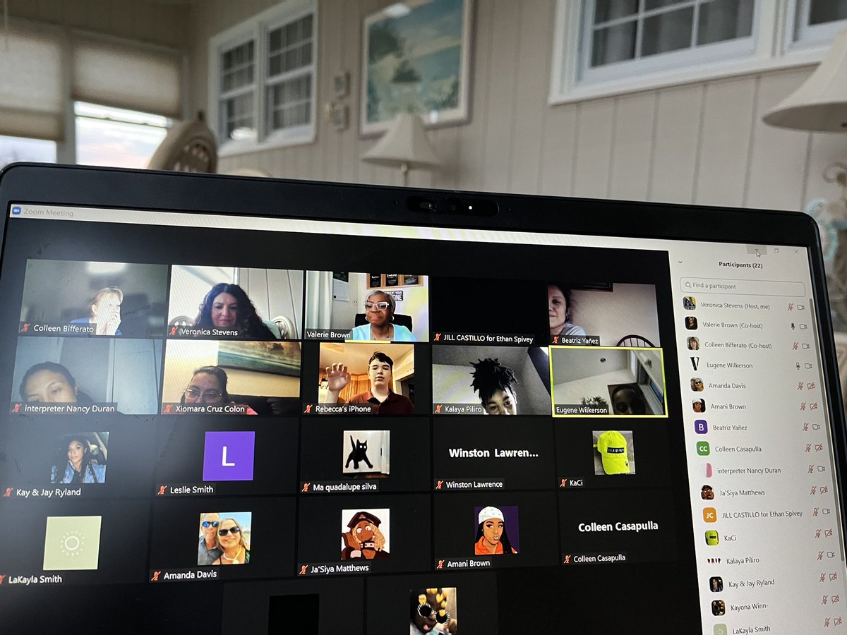 V. Stevens tweet media