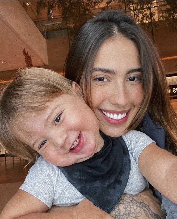 fakelore_'s tweet photo. Zero estruturas para o amor da minha vida. Meu homenzinho, te amo meu filho 💙💙💙 https://t.co/aDvxXlKebI